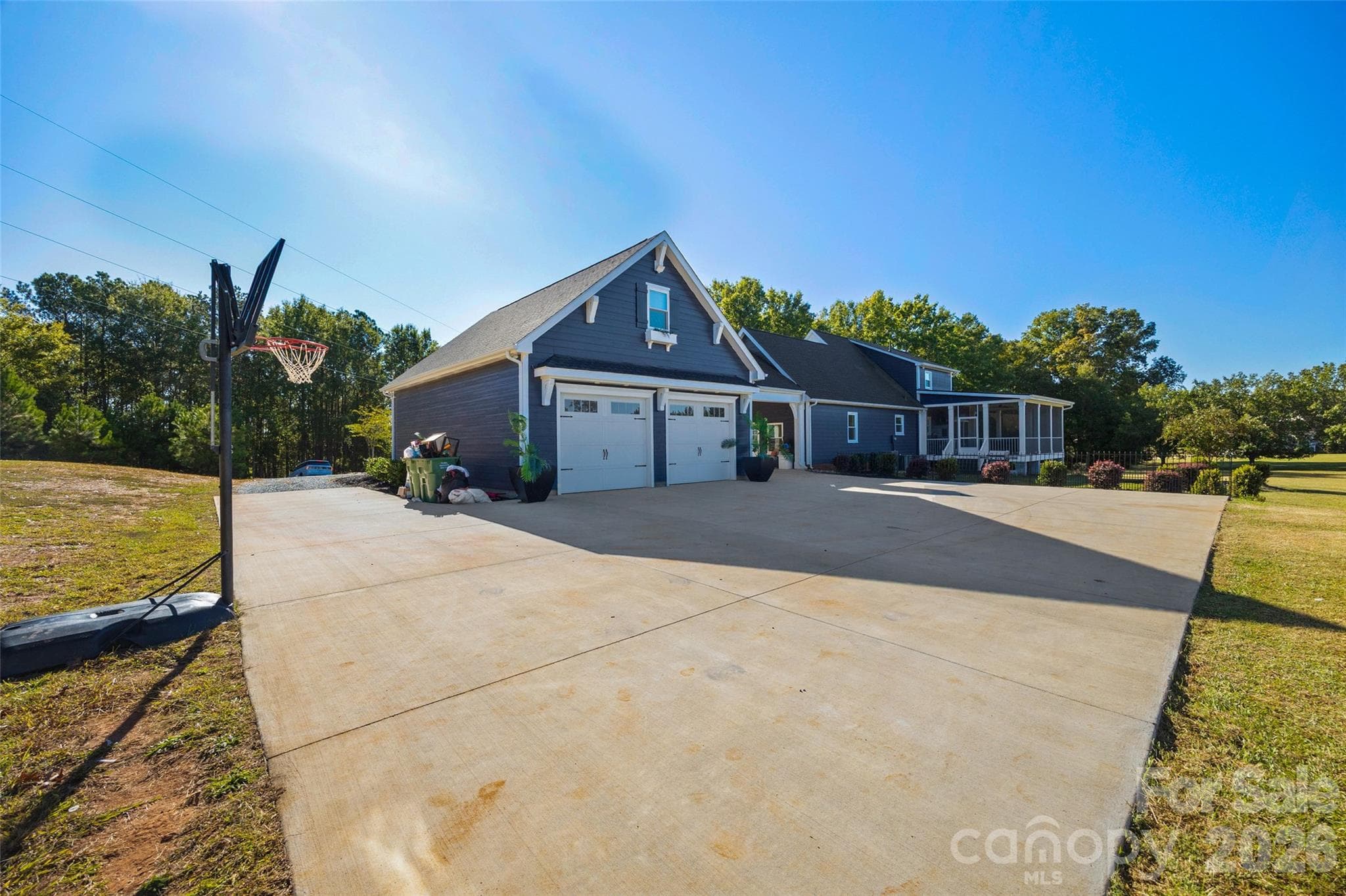 Backyard - 3076 Crestview Lane, Lancaster