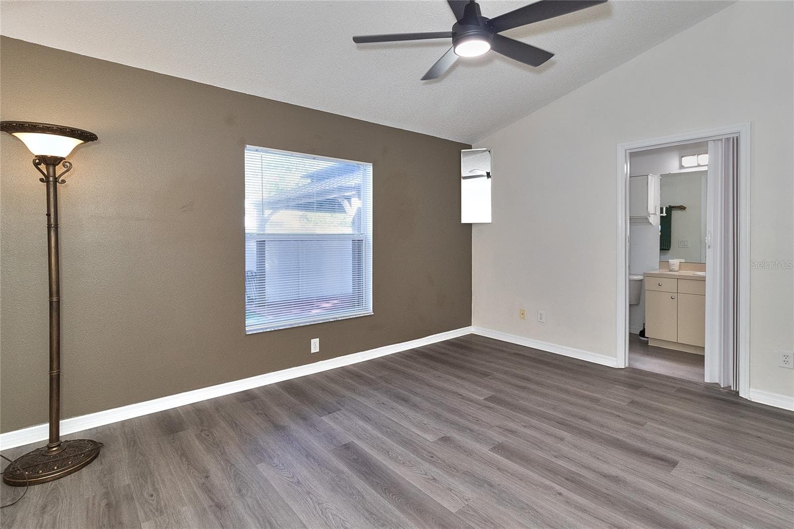 Single Family Residence at 5032 67TH WAY N, ST PETERSBURG, photo 20 of 52