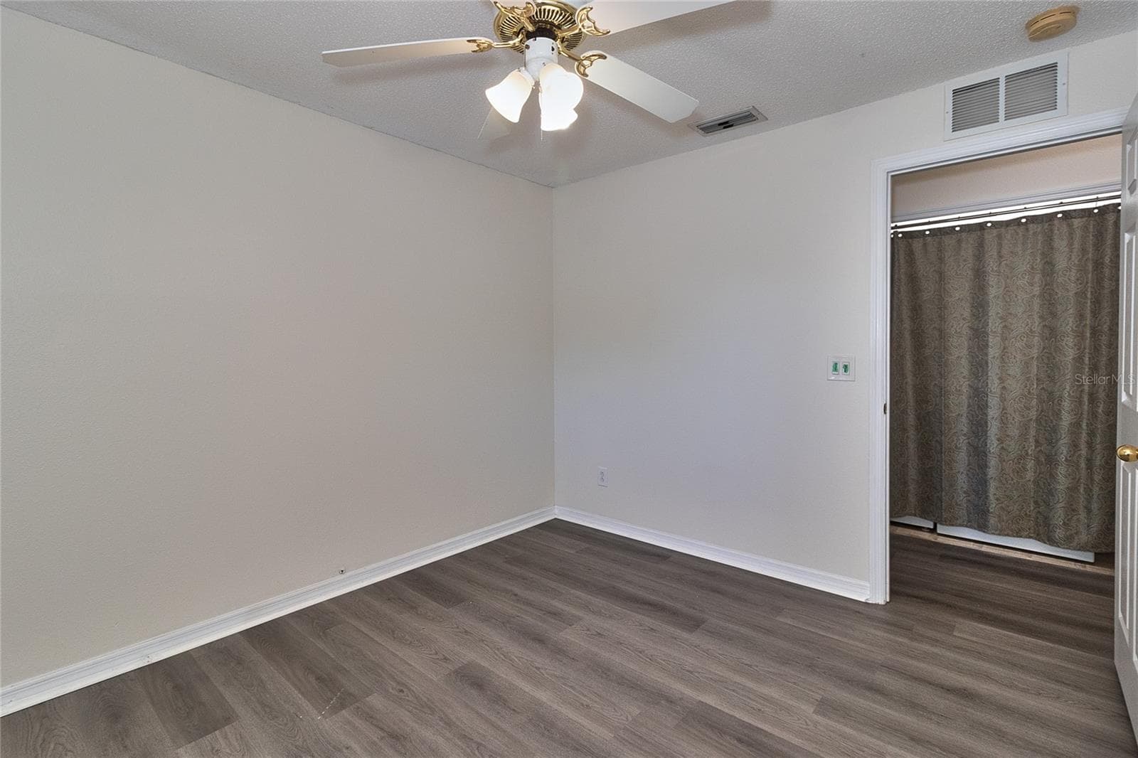 Single Family Residence at 5032 67TH WAY N, ST PETERSBURG, photo 35 of 52
