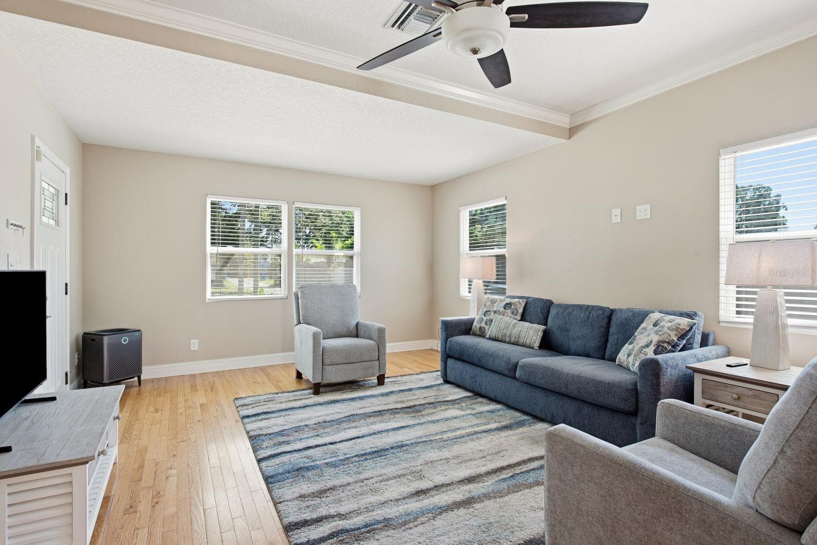 Livingroom - 420 40TH ST N, ST PETERSBURG
