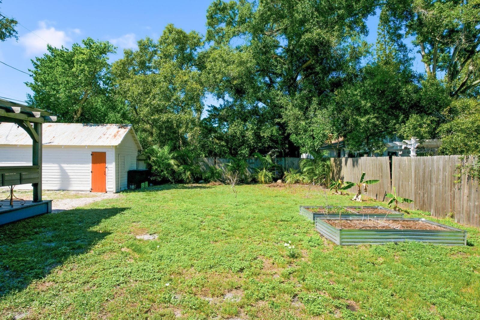 Garden / Backyard - 420 40TH ST N, ST PETERSBURG