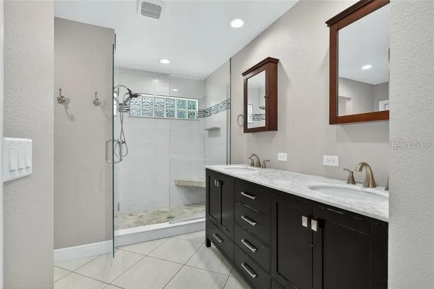 Single Family Residence at 112 MADRONA DR, EUSTIS, photo 16 of 25