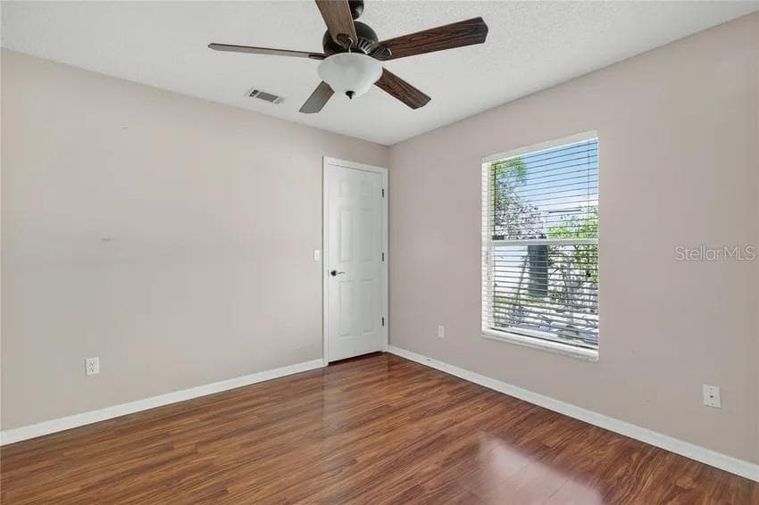 Single Family Residence at 112 MADRONA DR, EUSTIS, photo 19 of 25