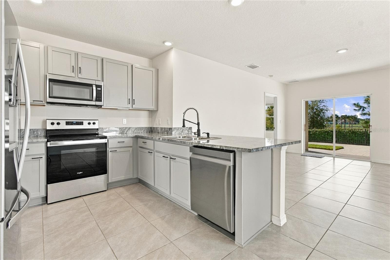 Single Family Residence at 3527 MAPLE GROVE WAY, PLANT CITY, photo 16 of 44