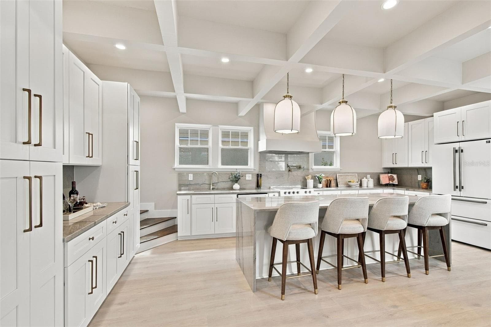 Kitchen - 5426 VENETIAN BLVD NE, ST PETERSBURG
