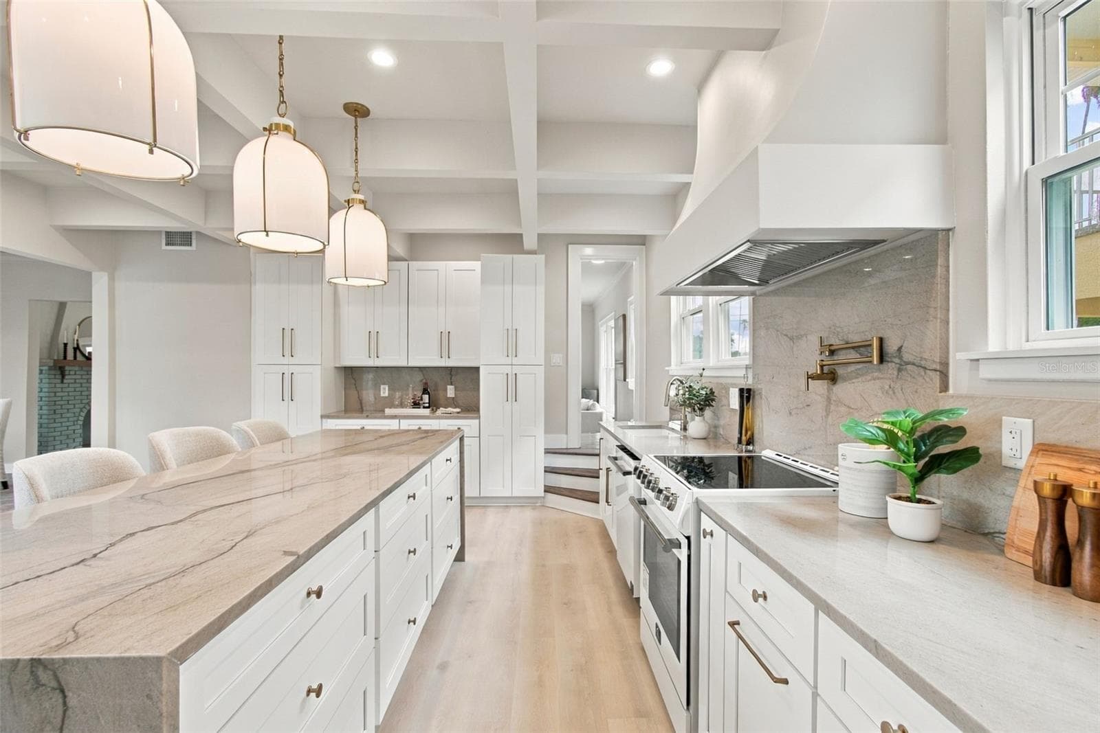 Kitchen - 5426 VENETIAN BLVD NE, ST PETERSBURG