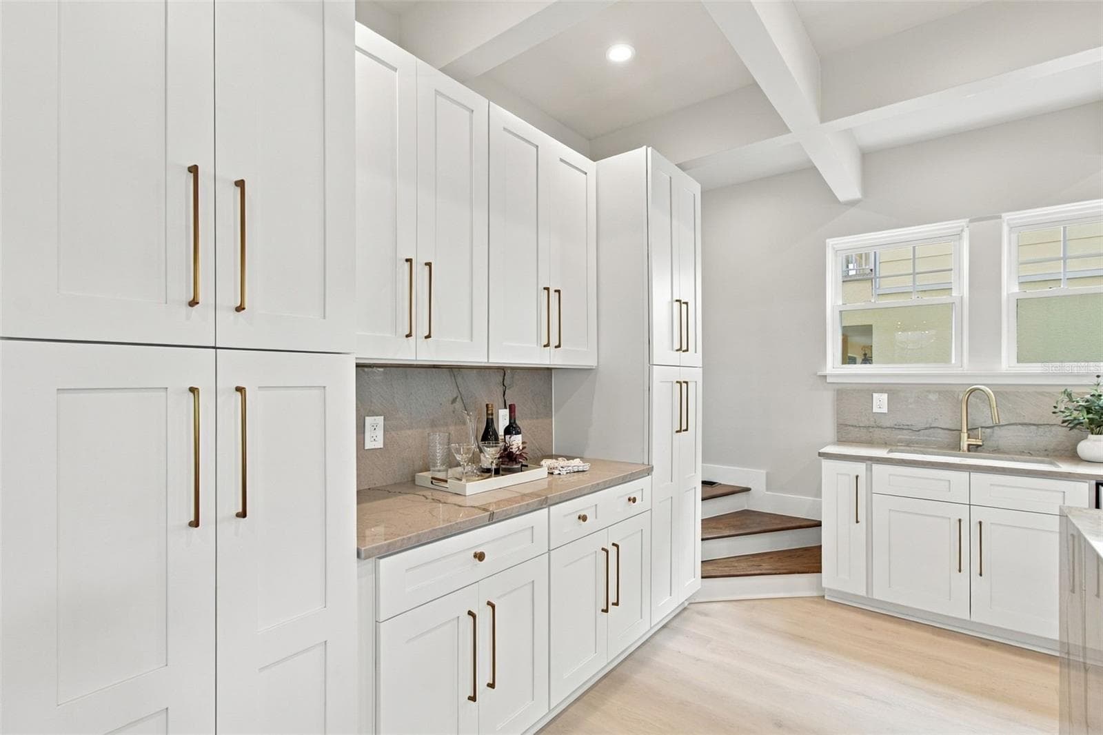 Kitchen - 5426 VENETIAN BLVD NE, ST PETERSBURG