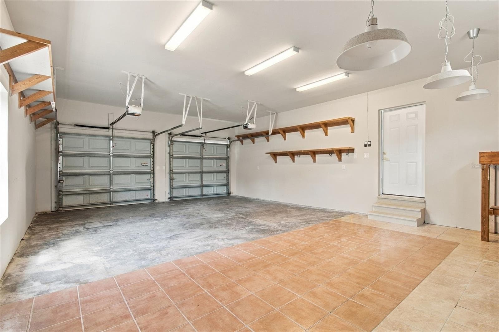 Garage - 5426 VENETIAN BLVD NE, ST PETERSBURG
