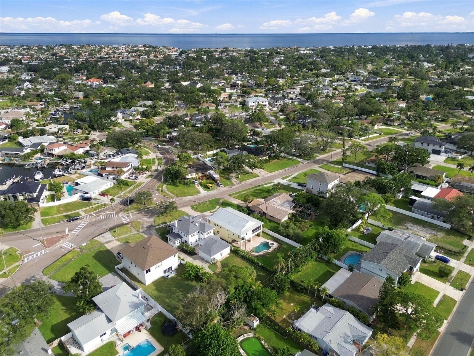 Single Family Residence at 5426 VENETIAN BLVD NE, ST PETERSBURG, photo 92 of 99