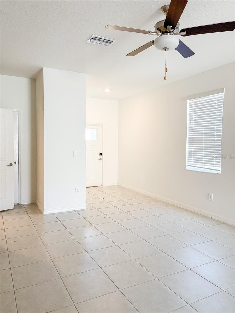 Townhouse at 10268 HONEY HAMMOCK WAY, SAN ANTONIO, photo 3 of 23