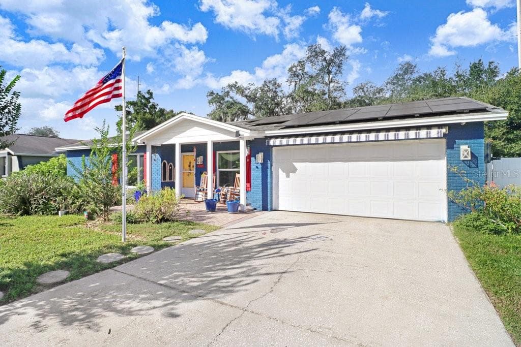 3709 CASABA LOOP