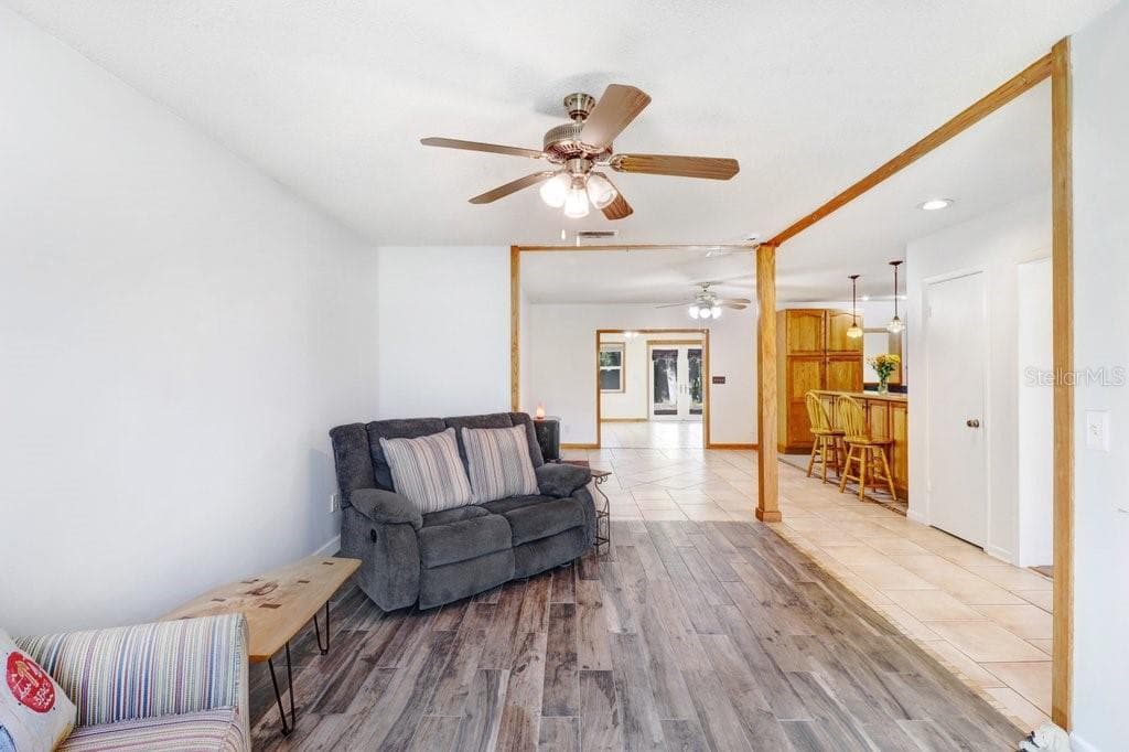Single Family Residence at 3709 CASABA LOOP, VALRICO, photo 9 of 38