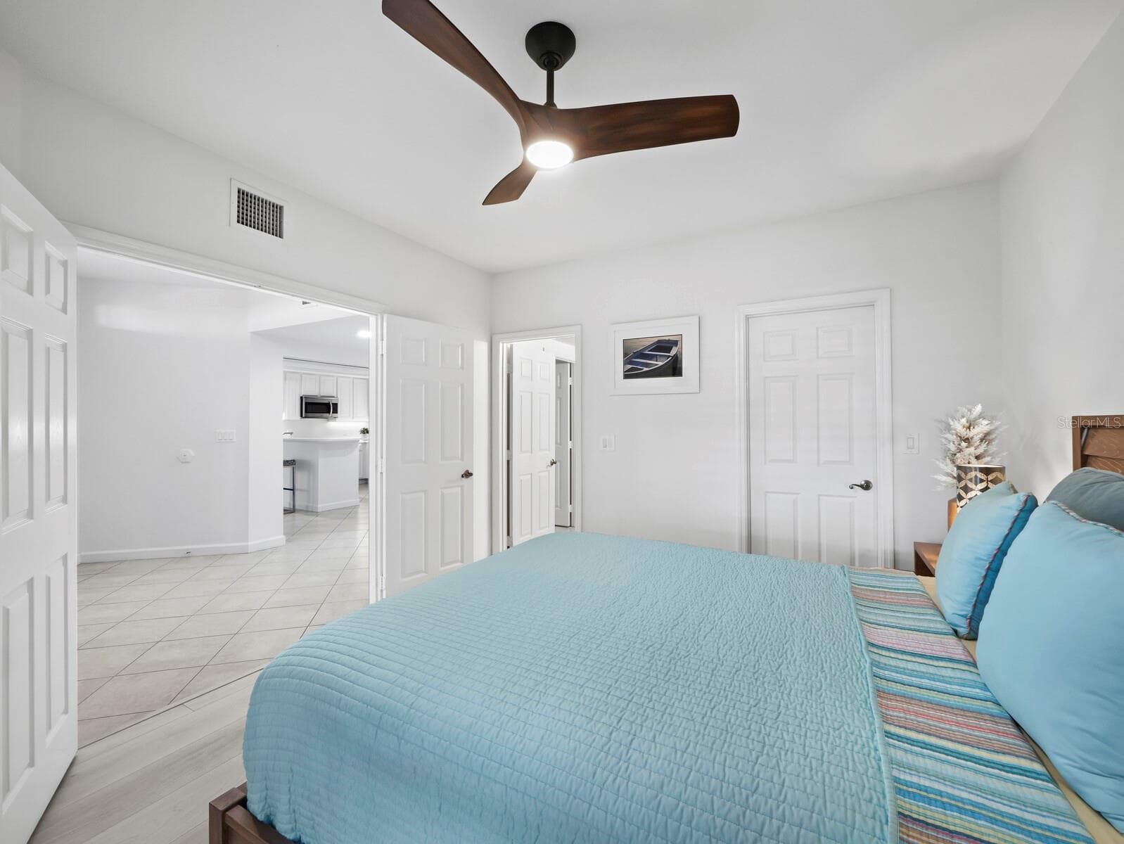 Condominium at 1260 DOLPHIN BAY WAY #203, SARASOTA, photo 21 of 37