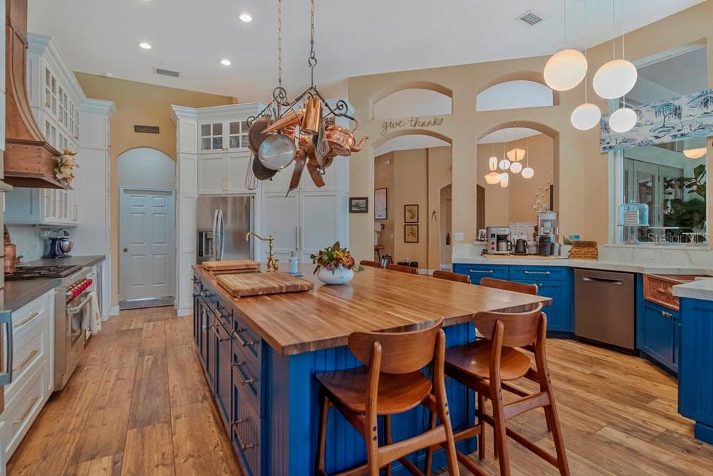 *Huge Kitchen Island with Butcher Block Countertops - 5907 CHERRY OAK DR, VALRICO