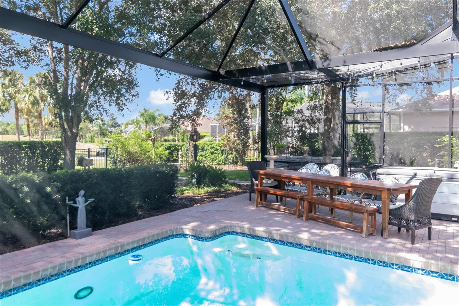 Panoramic Screen Enclosure - 5907 CHERRY OAK DR, VALRICO