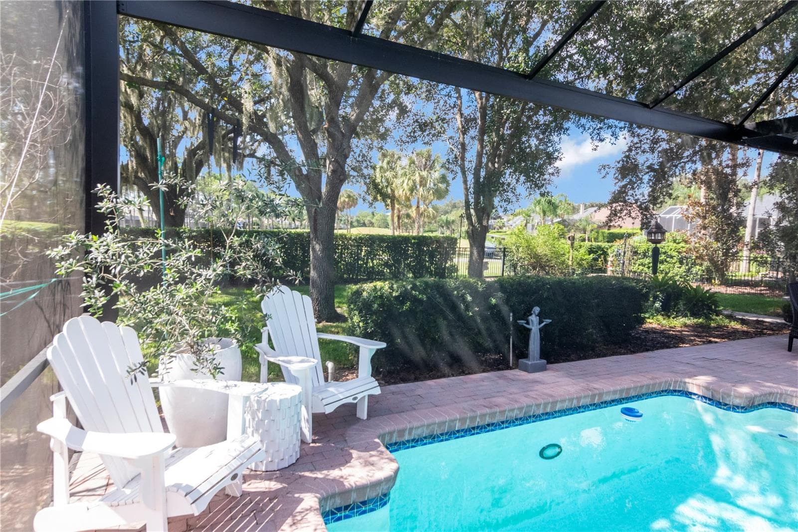 Panoramic Screen Enclosure - 5907 CHERRY OAK DR, VALRICO