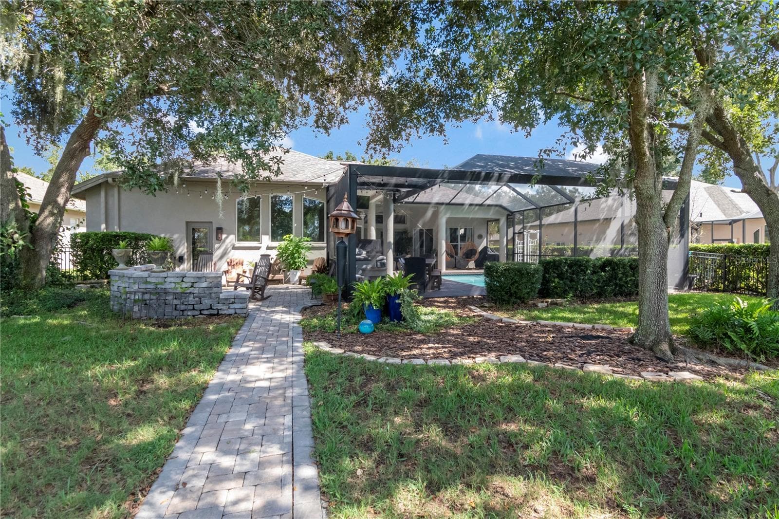 Lots of Sunshine and Shade - 5907 CHERRY OAK DR, VALRICO