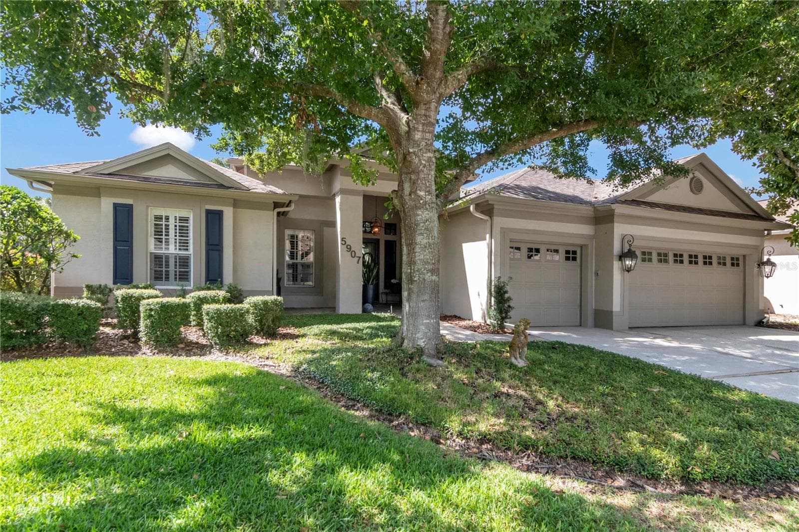 Welcome Home - 5907 CHERRY OAK DR, VALRICO