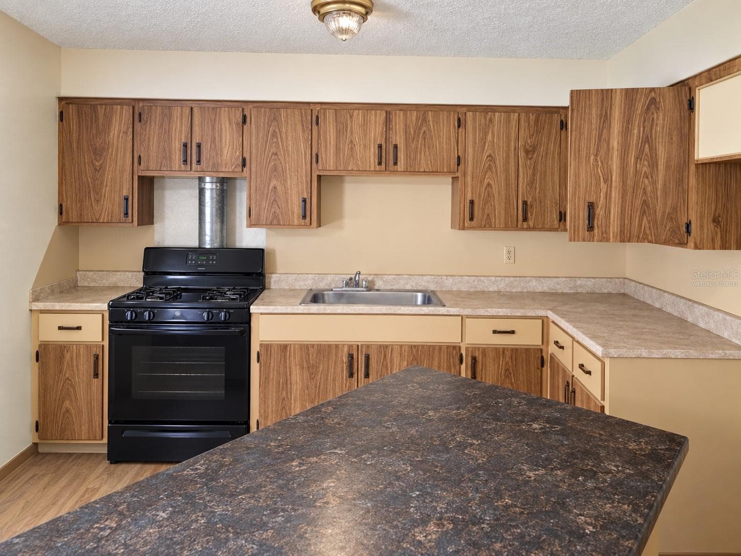 virtually staged - 1311 N CLAYTON ST, MOUNT DORA