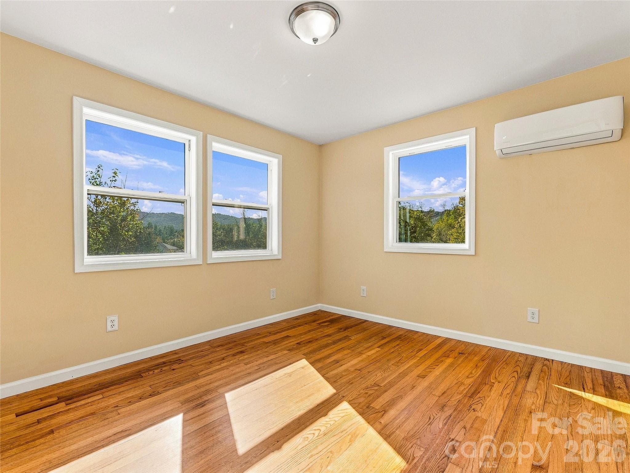 Duplex at 33 Phipps Street, Weaverville, photo 14 of 35