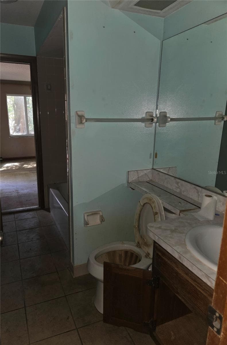 Hall Bath - 1246 WAFFLE ST SE, PALM BAY