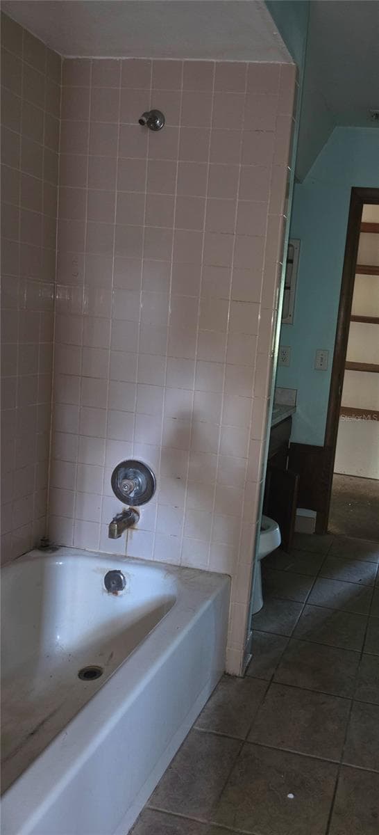 Hall Bath - 1246 WAFFLE ST SE, PALM BAY