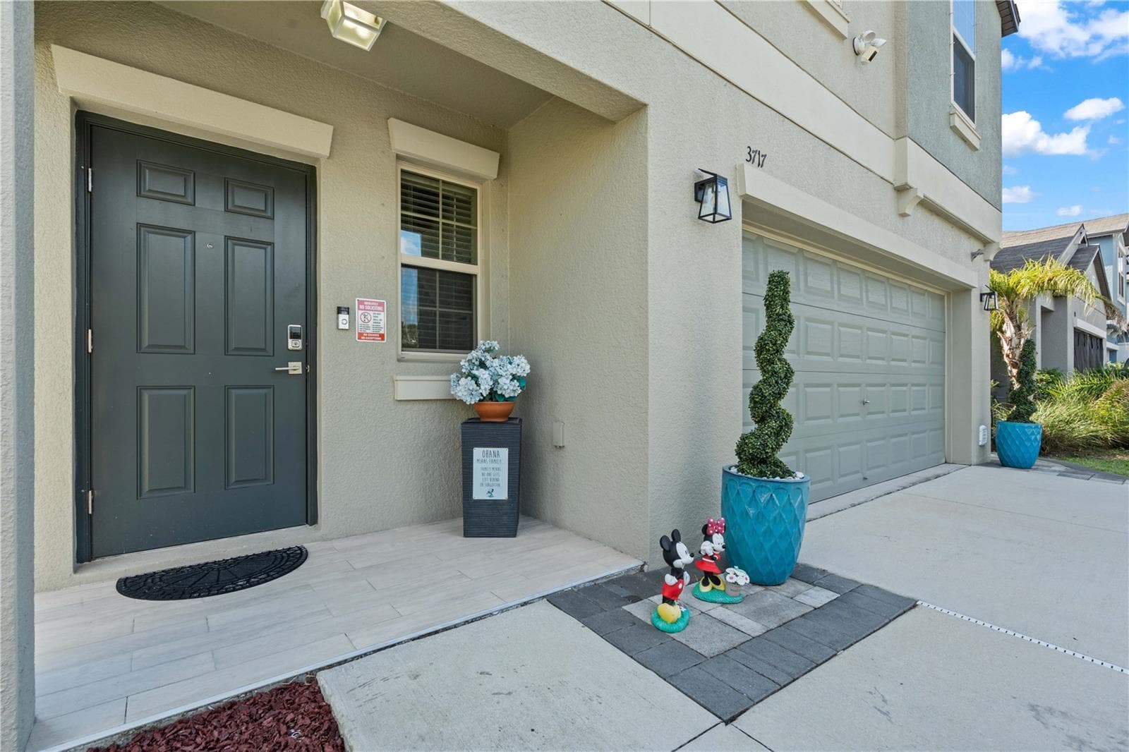 Single Family Residence at 3717 CAT MINT ST, TAMPA, photo 4 of 42