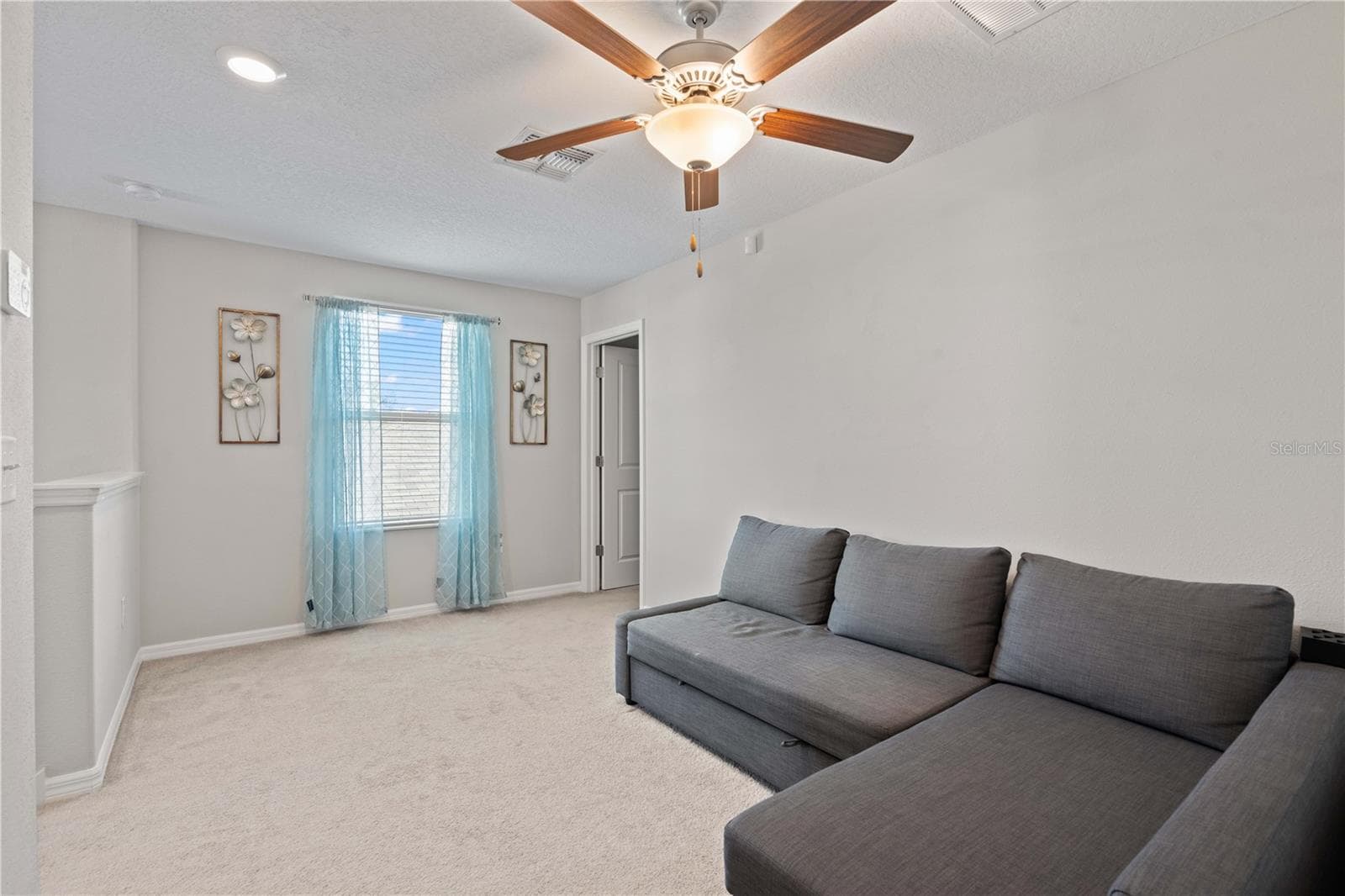 Single Family Residence at 3717 CAT MINT ST, TAMPA, photo 19 of 42