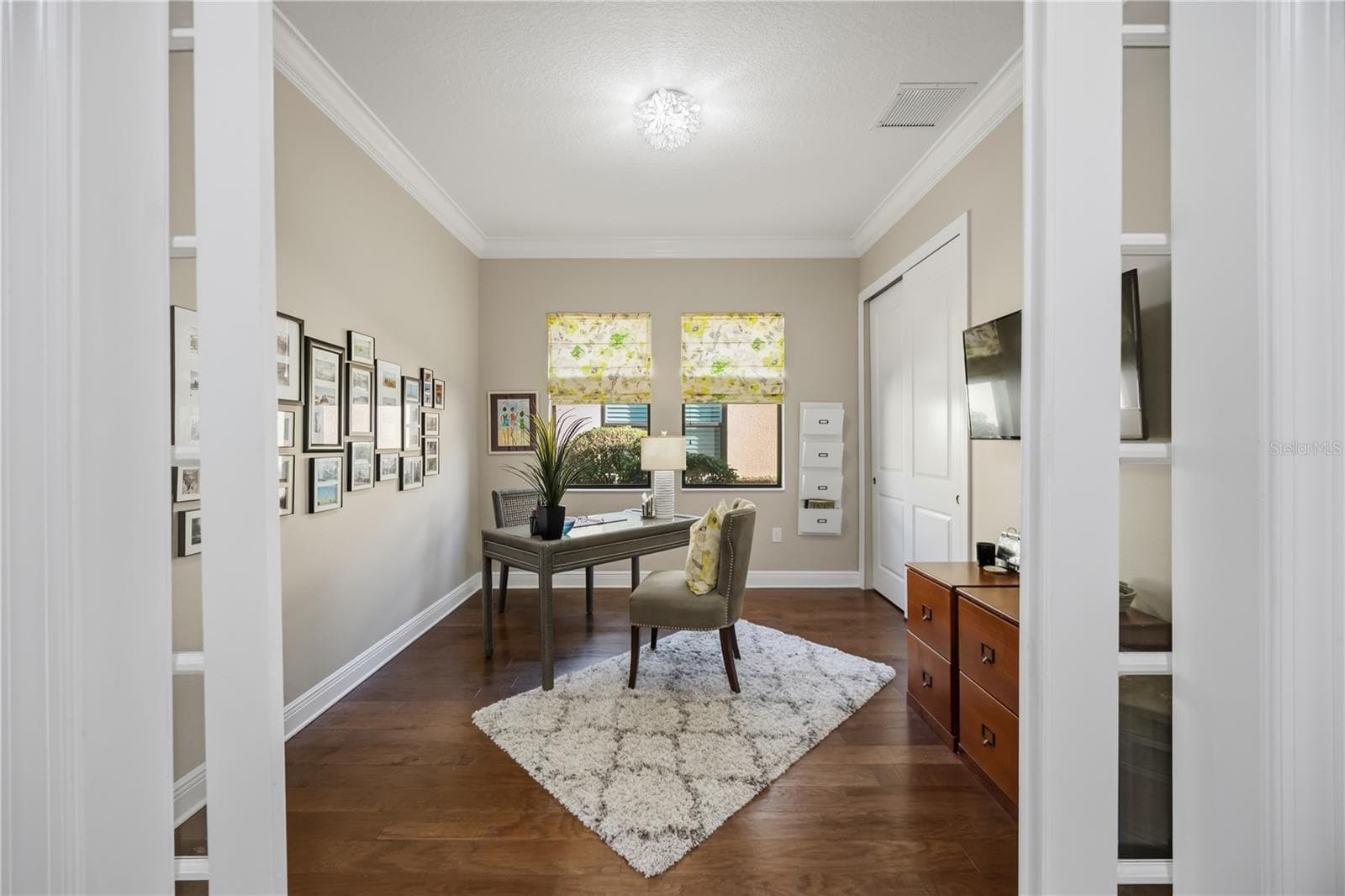 Single Family Residence at 24232 GALLBERRY DR, VENICE, photo 14 of 103