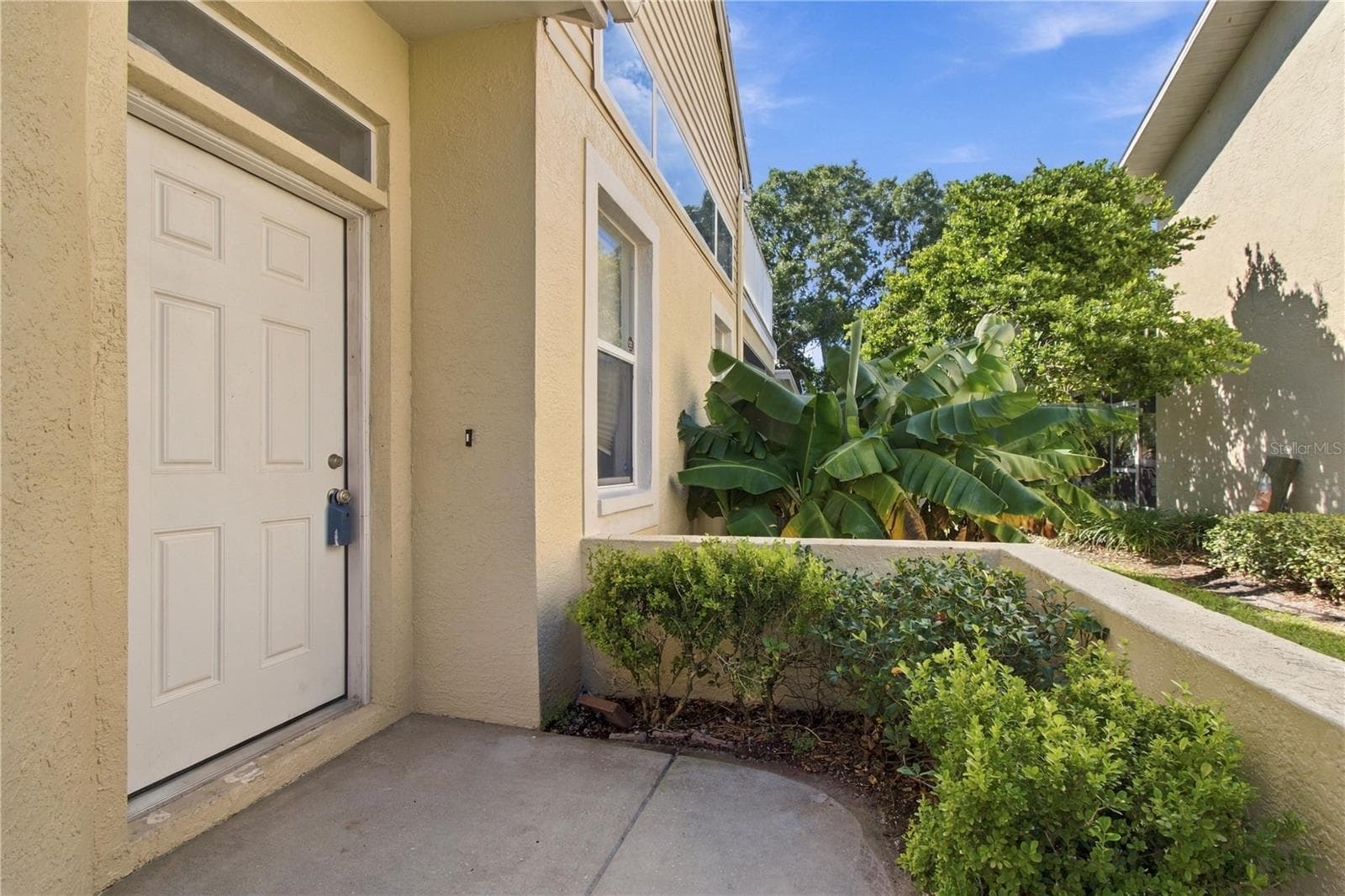 Townhouse at 1050 STARKEY RD #907, LARGO, photo 4 of 75