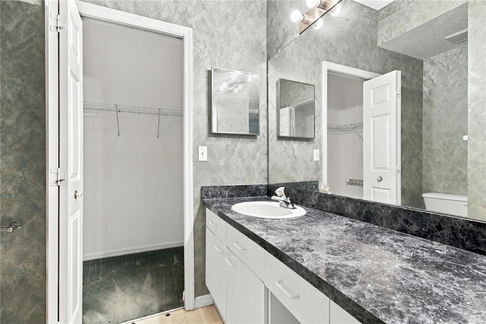 Townhouse at 1050 STARKEY RD #907, LARGO, photo 30 of 75