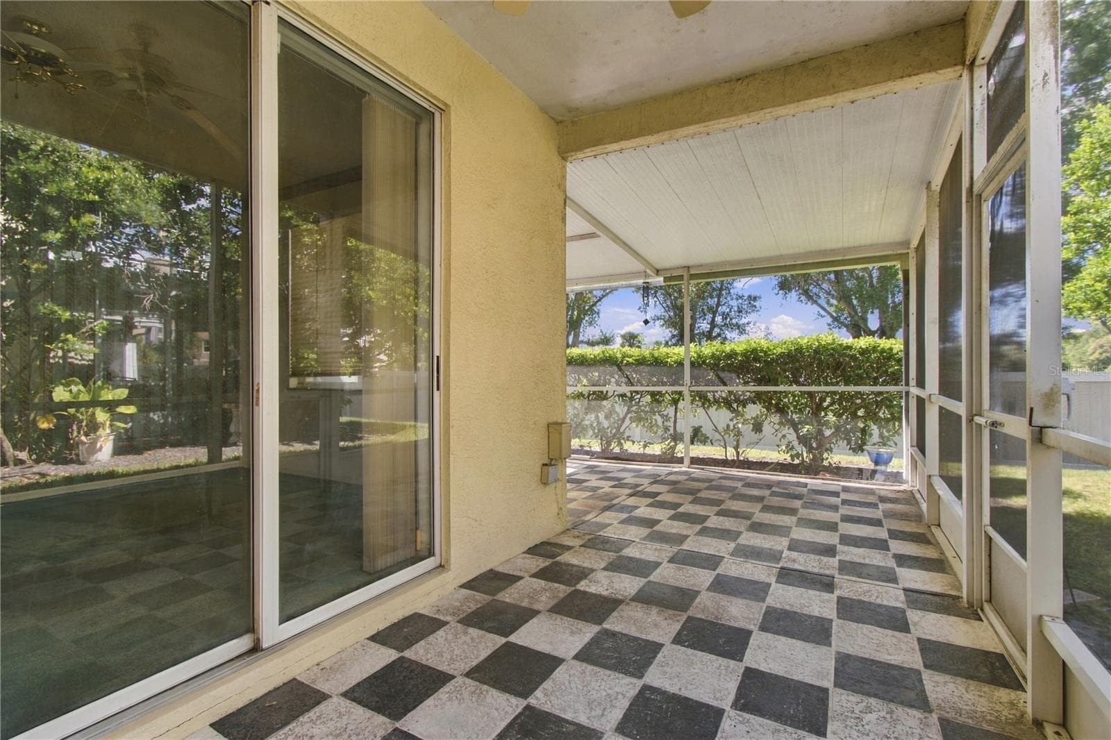 Townhouse at 1050 STARKEY RD #907, LARGO, photo 58 of 75