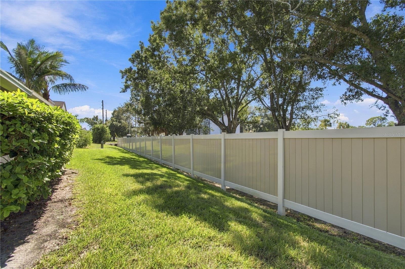 Townhouse at 1050 STARKEY RD #907, LARGO, photo 62 of 75