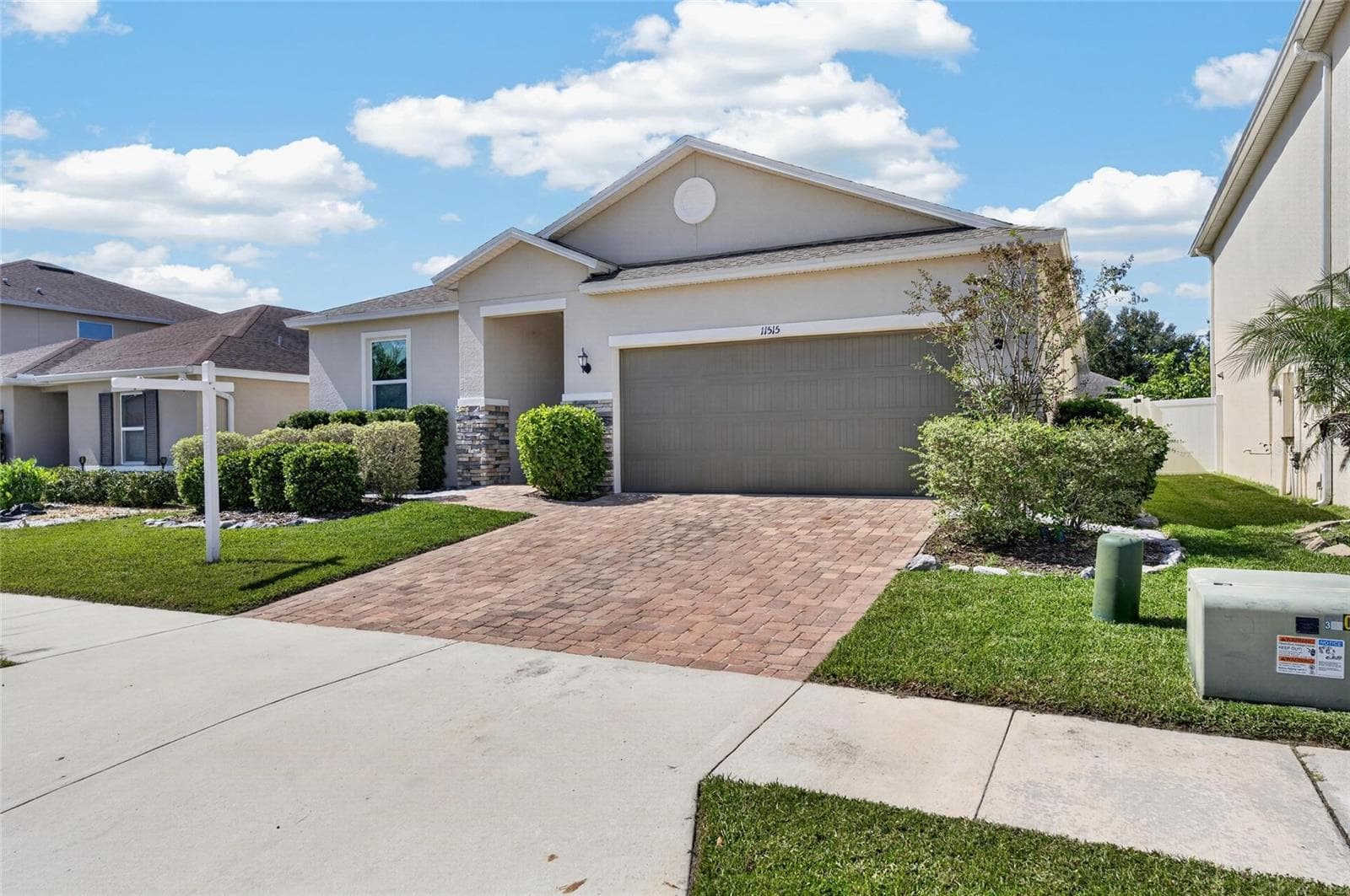 Single Family Residence at 11515 BRIGHTON KNOLL LOOP, RIVERVIEW, photo 2 of 89