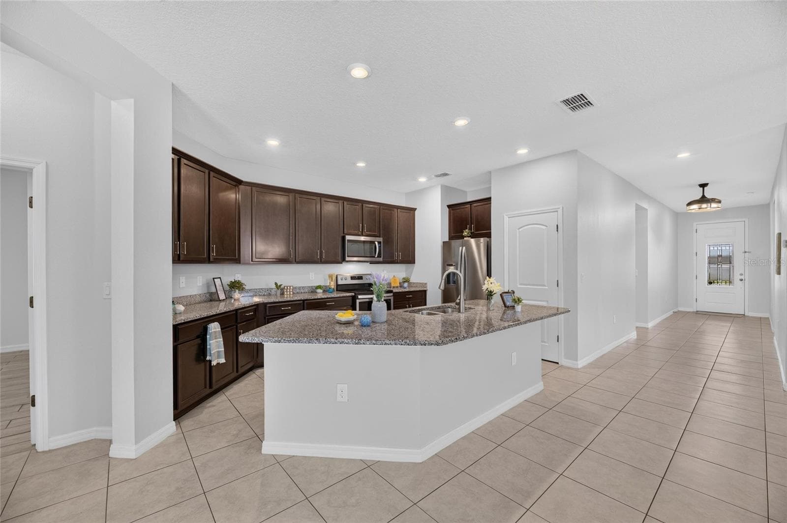Single Family Residence at 11515 BRIGHTON KNOLL LOOP, RIVERVIEW, photo 7 of 89