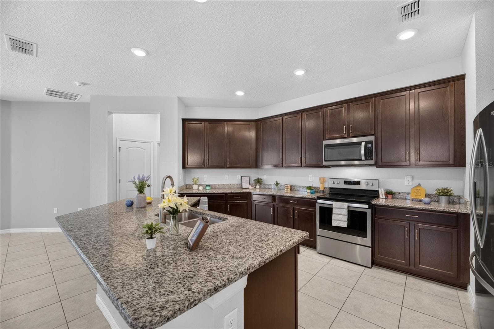 Single Family Residence at 11515 BRIGHTON KNOLL LOOP, RIVERVIEW, photo 9 of 89
