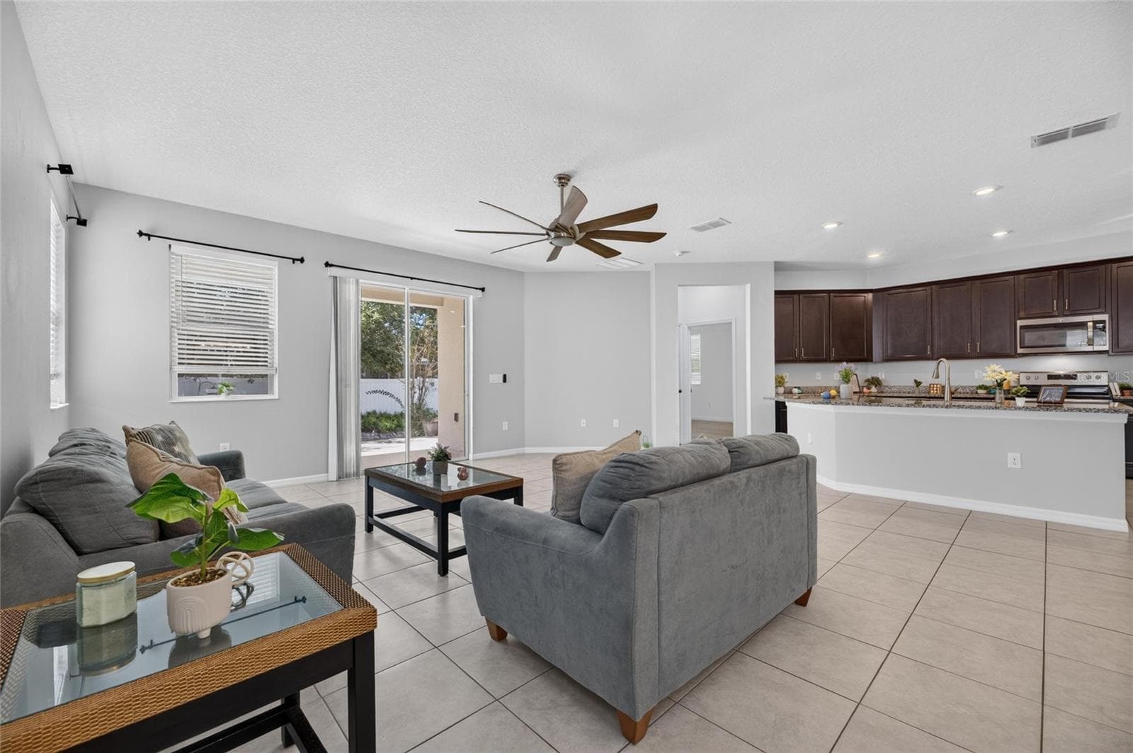 Single Family Residence at 11515 BRIGHTON KNOLL LOOP, RIVERVIEW, photo 33 of 89