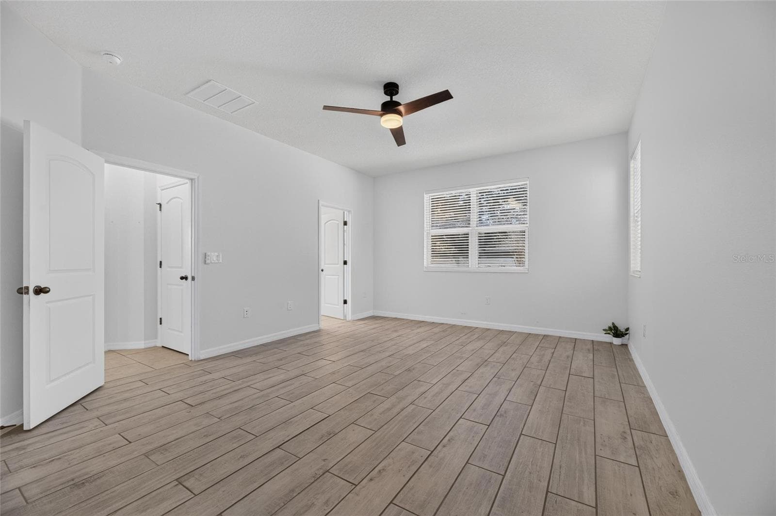 Single Family Residence at 11515 BRIGHTON KNOLL LOOP, RIVERVIEW, photo 35 of 89