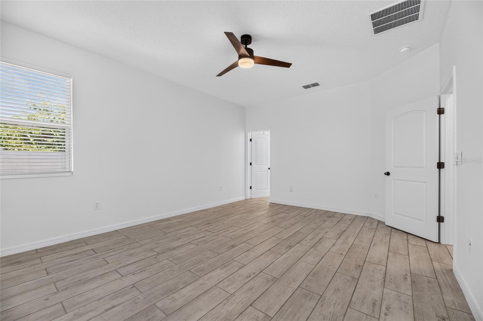 Single Family Residence at 11515 BRIGHTON KNOLL LOOP, RIVERVIEW, photo 39 of 89