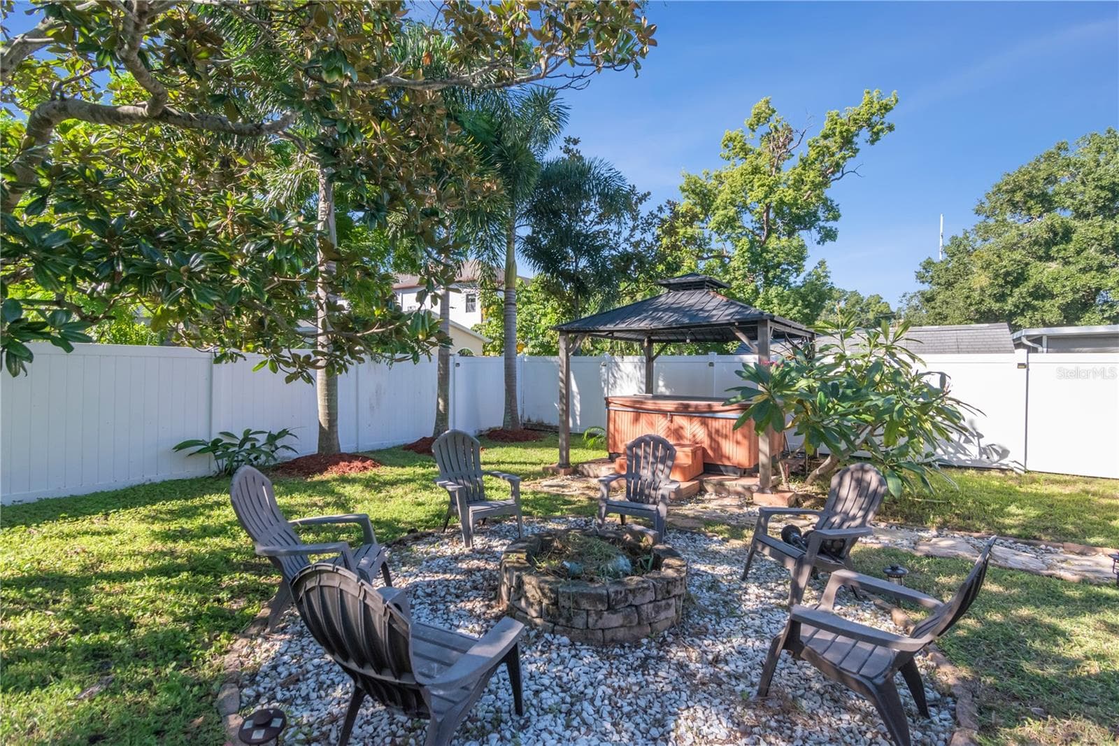 Single Family Residence at 3816 W ESTRELLA ST, TAMPA, photo 29 of 30