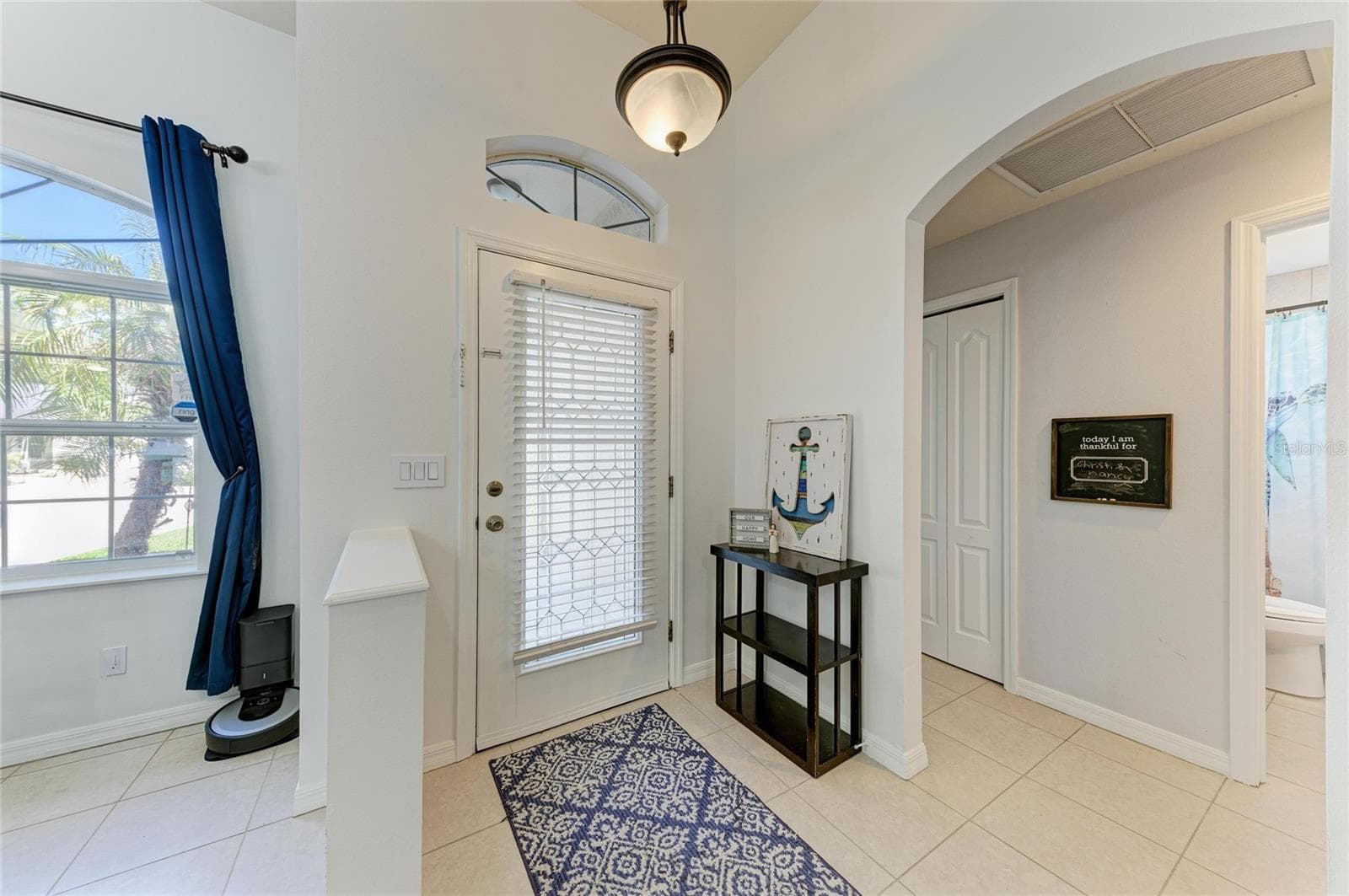 Single Family Residence at 485 GRANT RD, VENICE, photo 4 of 33