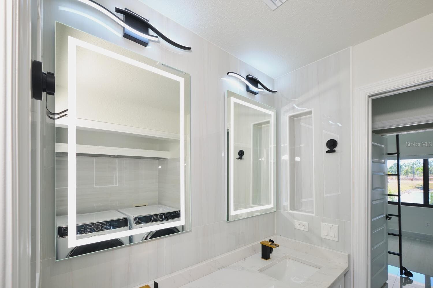 Single Family Residence at 30000 BERMONT RD, PUNTA GORDA, photo 39 of 61