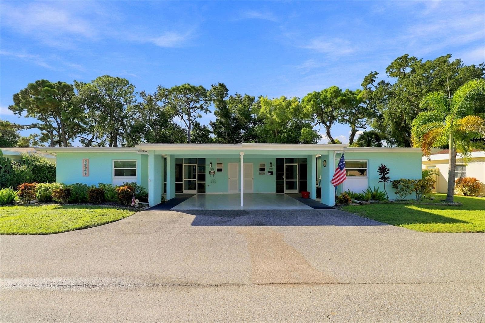 6272 GREEN VIEW CIR #114