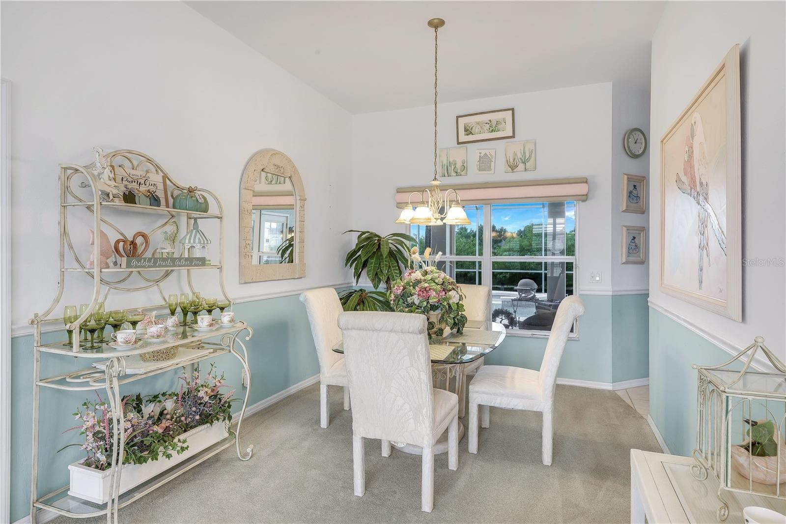 Formal dining room. - 305 SE 31ST ST, CAPE CORAL