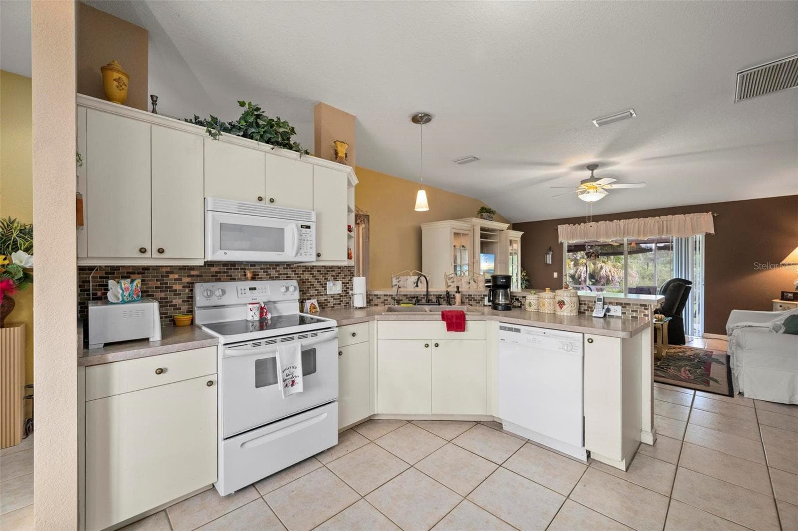 Single Family Residence at 2574 MORTON RD, NORTH PORT, photo 9 of 51