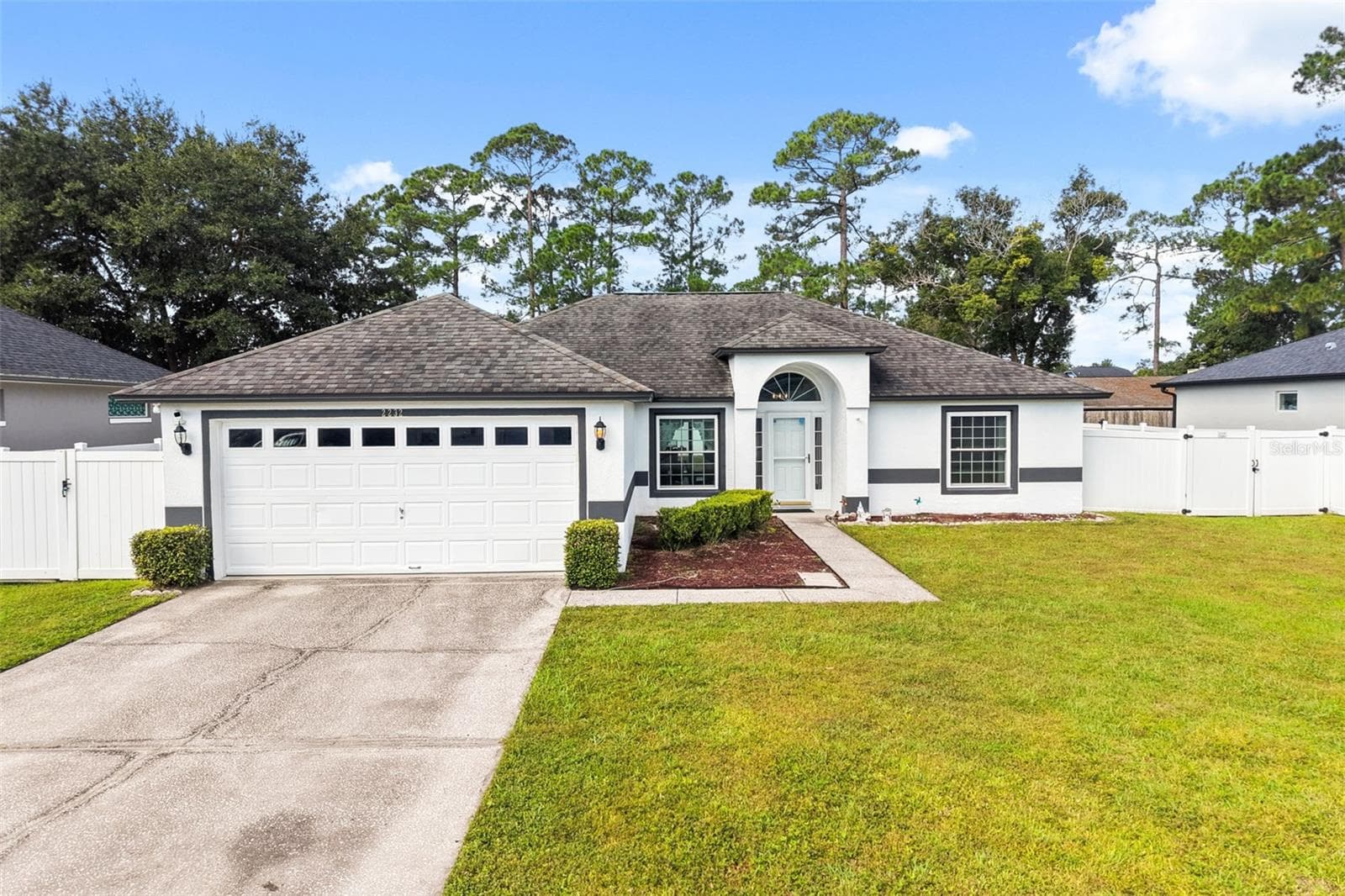 Single Family Residence at 2232 BAGDAD AVE, ORLANDO, photo 2 of 39