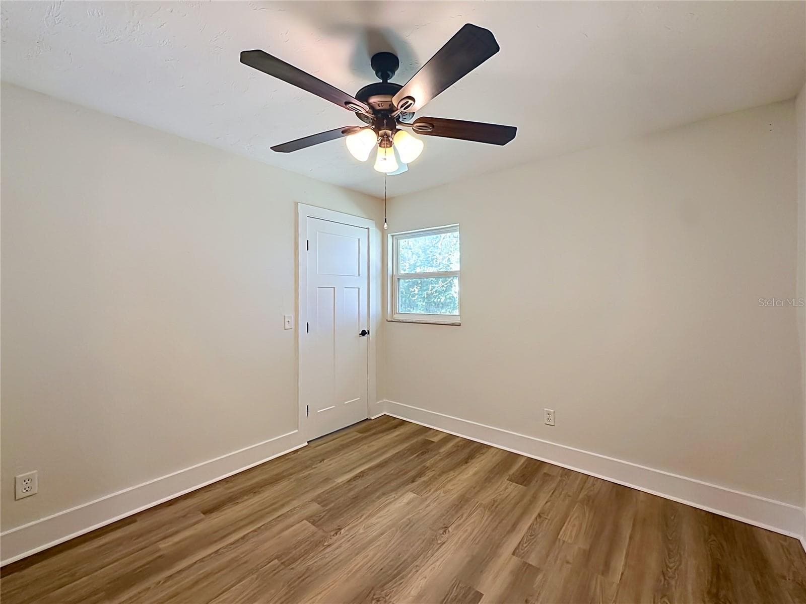 Single Family Residence at 327 NE 6TH AVE, TRENTON, photo 22 of 104