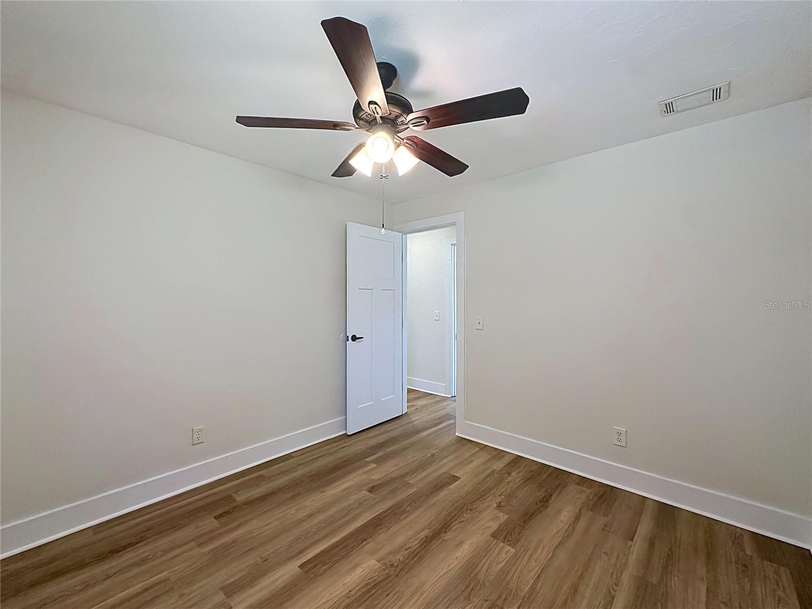 Single Family Residence at 327 NE 6TH AVE, TRENTON, photo 26 of 104