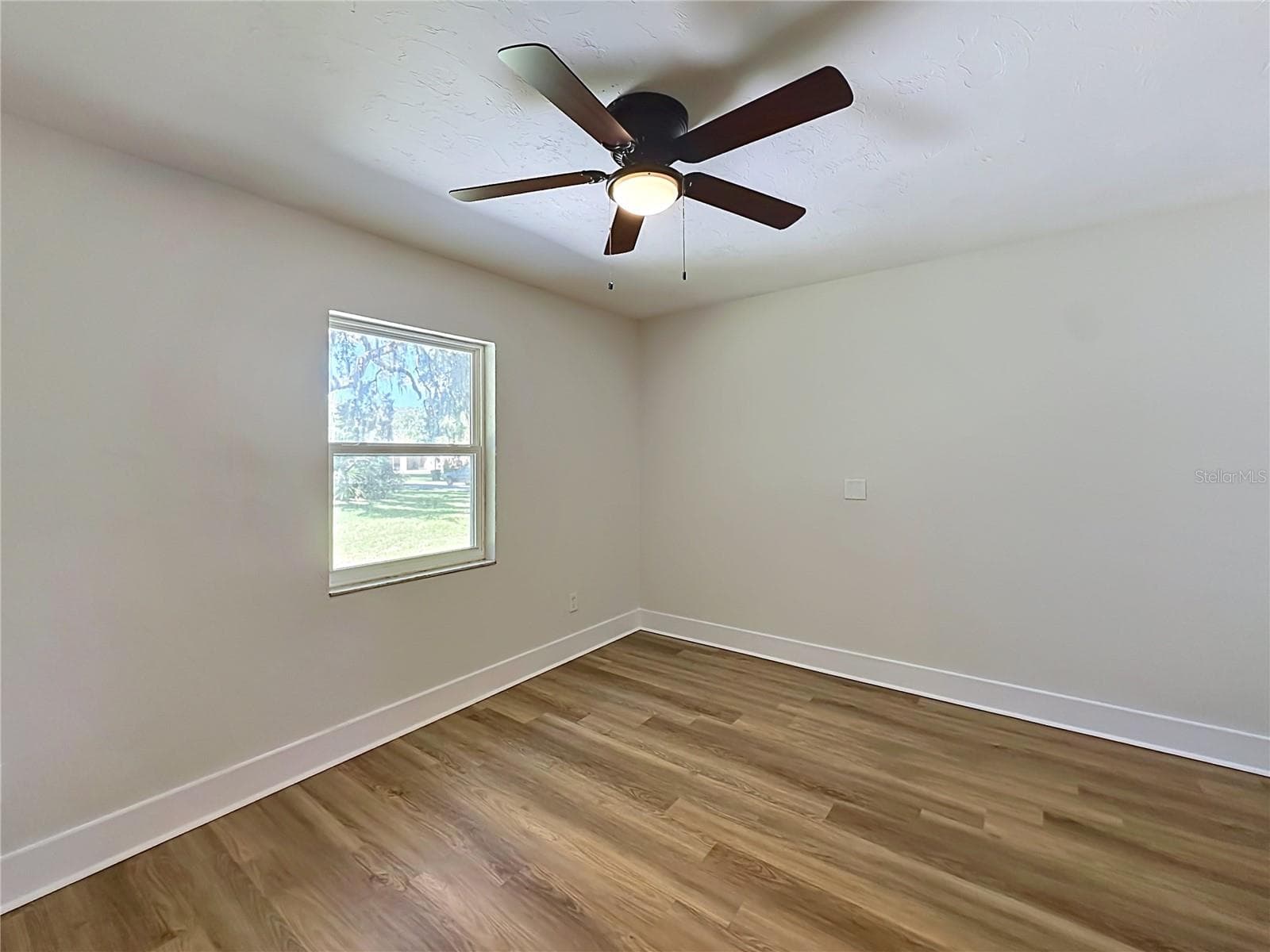 Single Family Residence at 327 NE 6TH AVE, TRENTON, photo 32 of 104