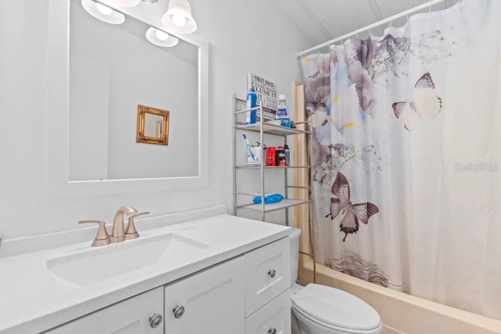 Manufactured Home at 35057 MCCULLOUGHS LEAP, ZEPHYRHILLS, photo 12 of 23